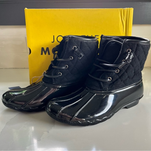 Seven7 Shoes - SEVEN7 Wool Goose Quilted Lace Up Women’s Sz 7 Black Boot Booties